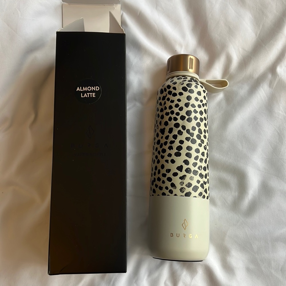 Burga 17oz water bottle